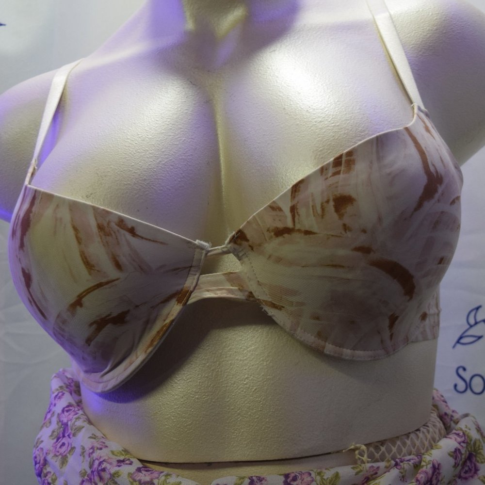 Danskin Intimates Wired Bra, Marbled Pattern Size 38D (0134)